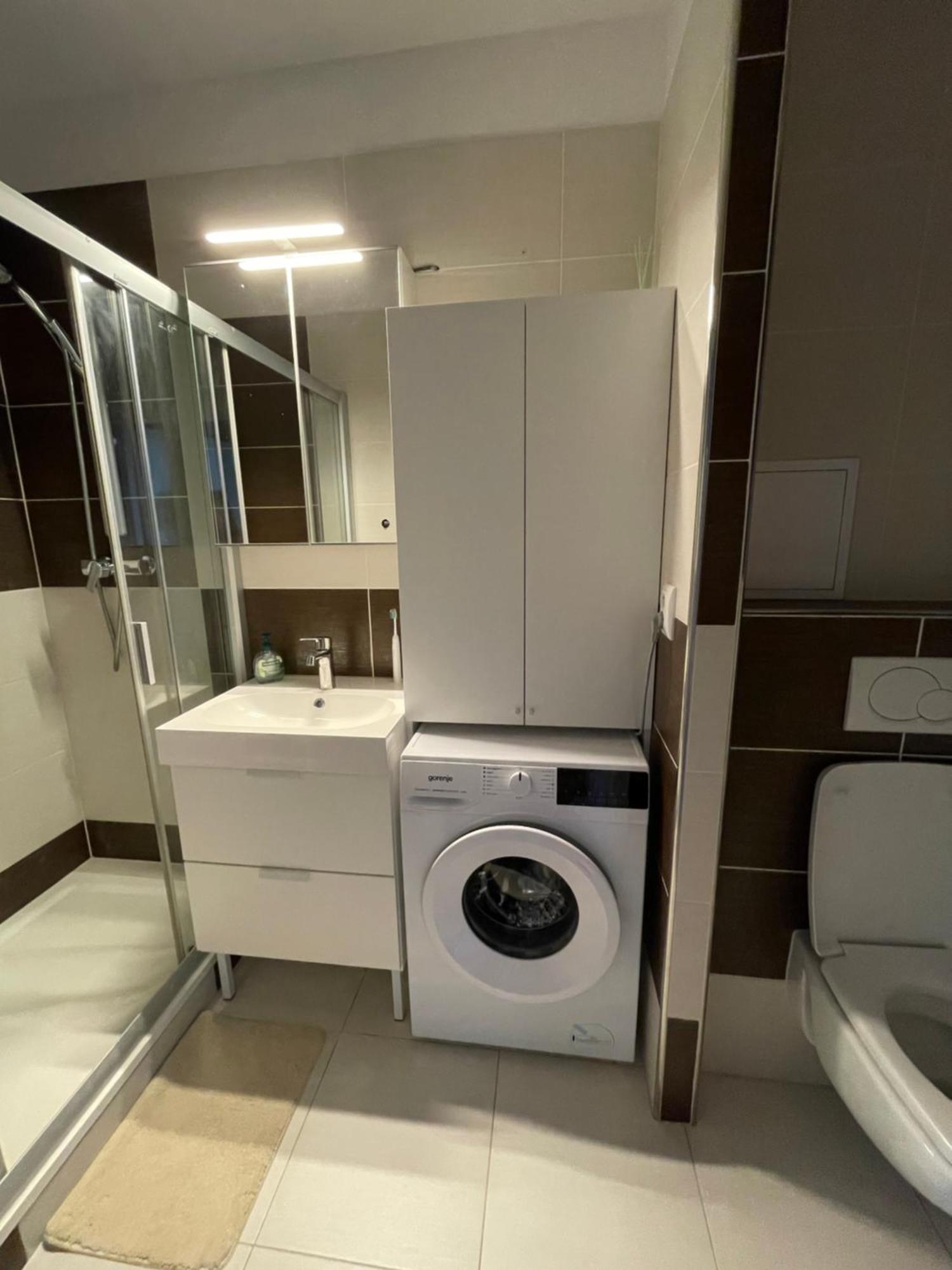 Apartman Petronela Bratislava Luaran gambar