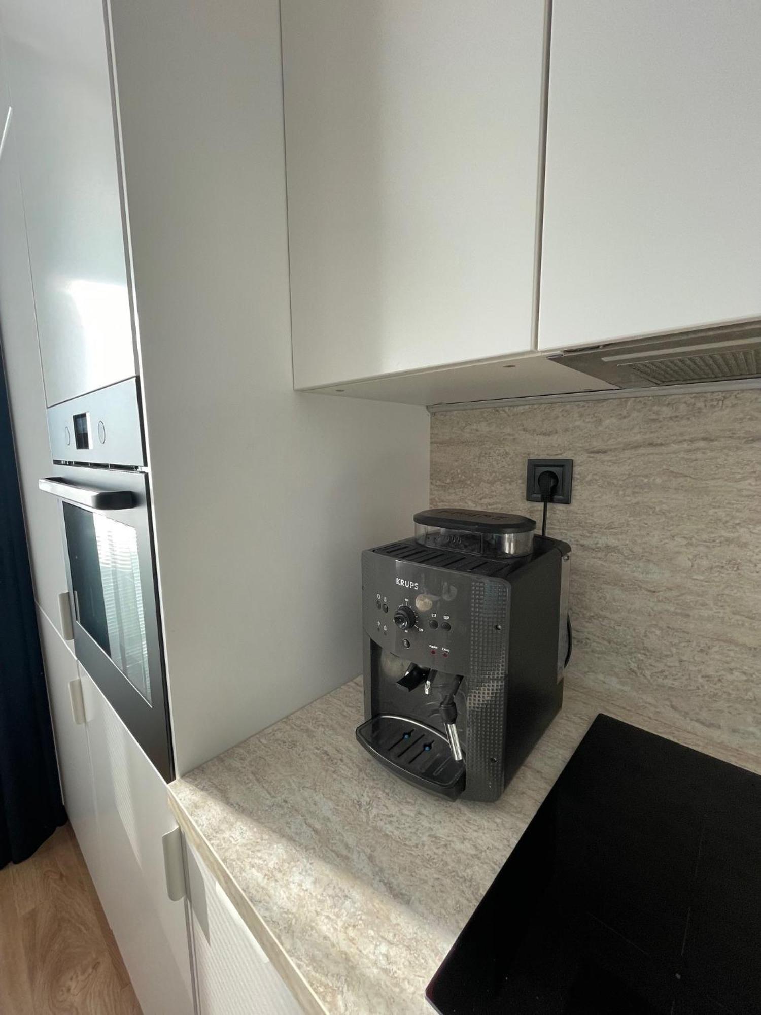 Apartman Petronela Bratislava Luaran gambar